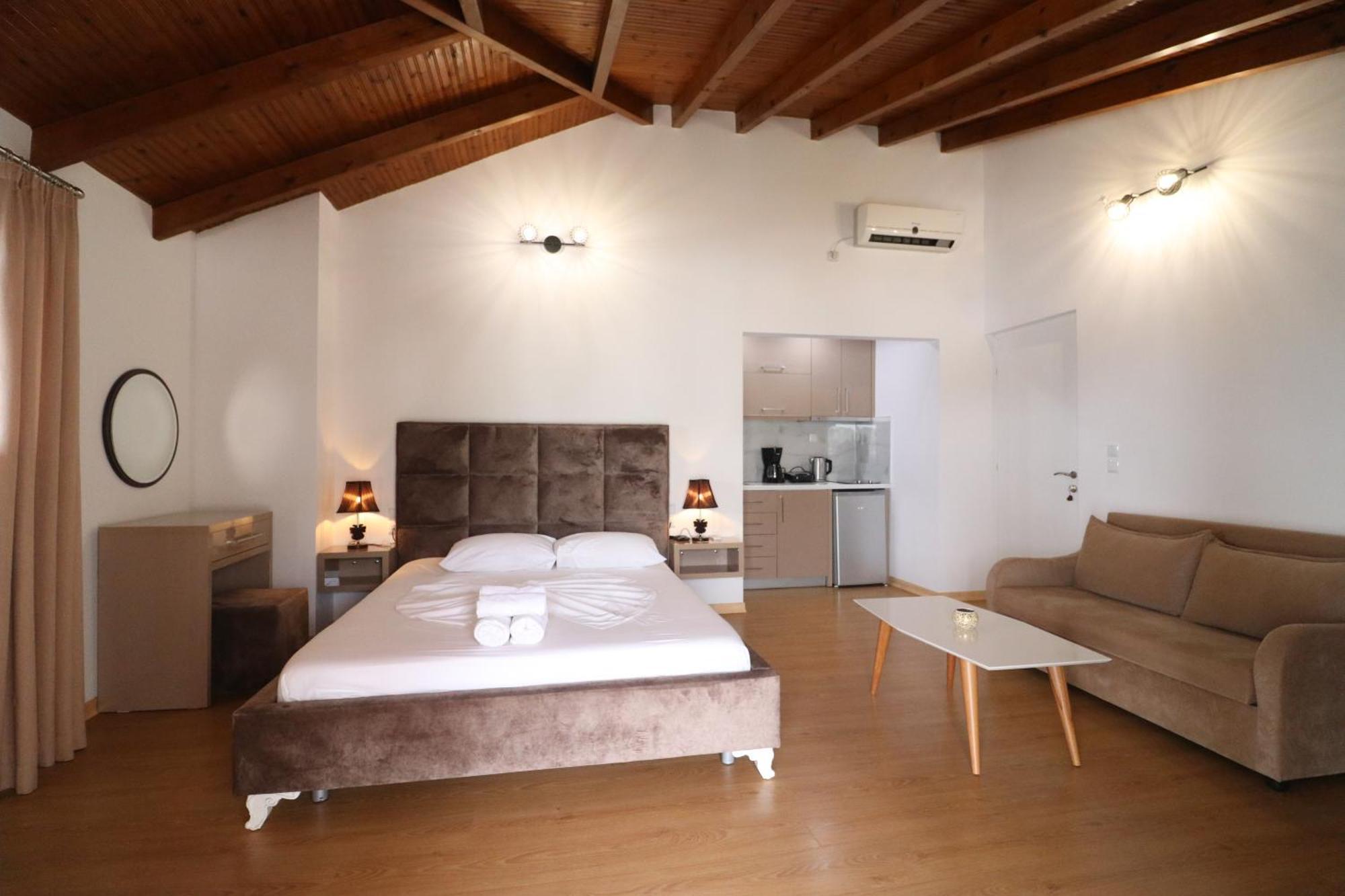 Lido Apartments Himare Room photo