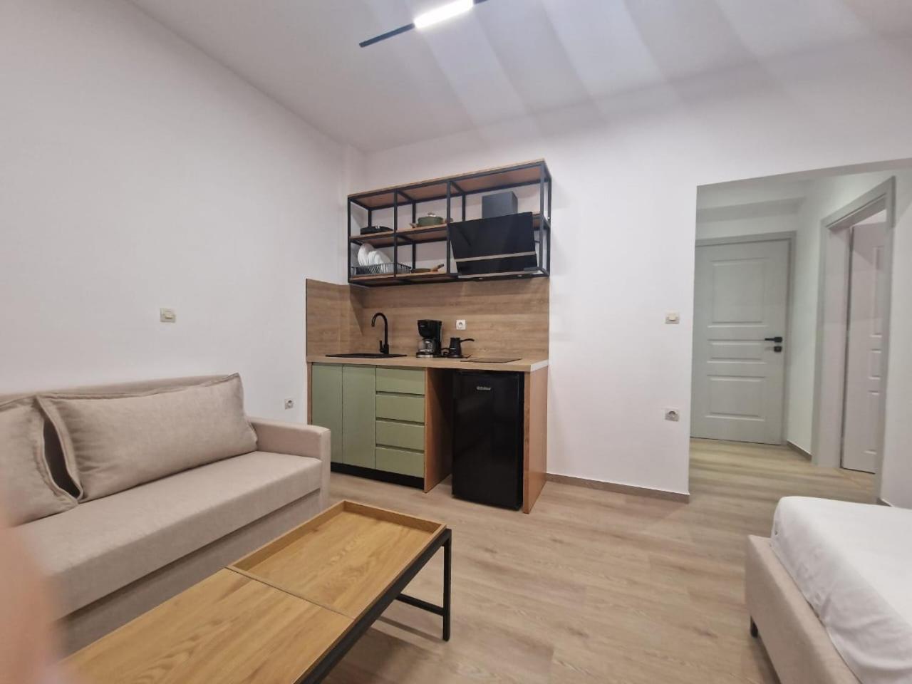 Lido Apartments Himare Exterior photo