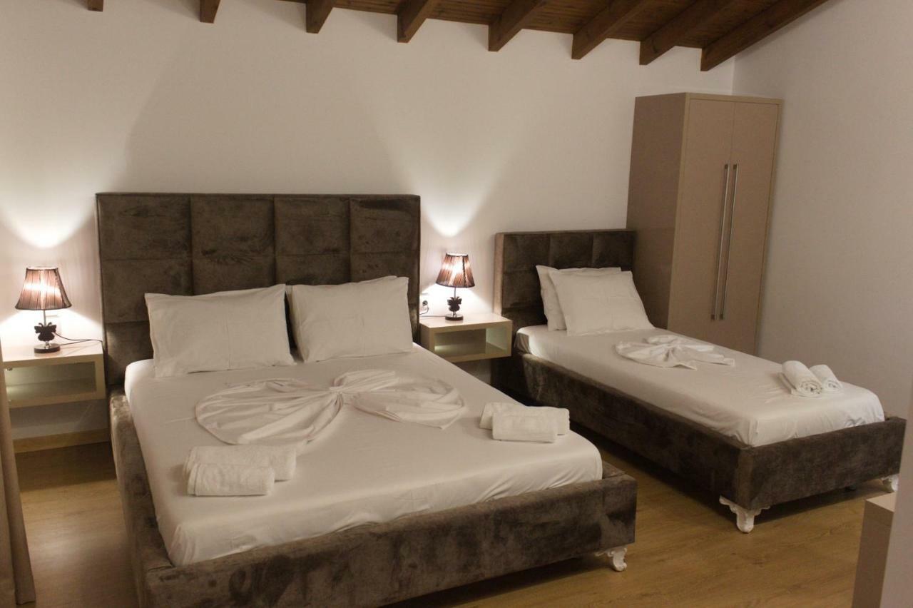 Lido Apartments Himare Exterior photo